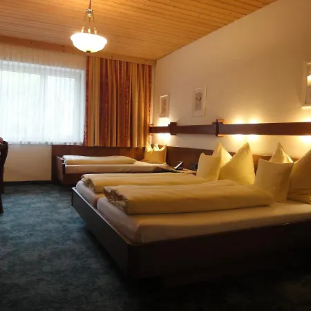 Haus Birnbacher Bed & Breakfast 3*