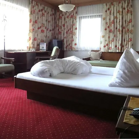 Haus Birnbacher Bed & Breakfast 3*